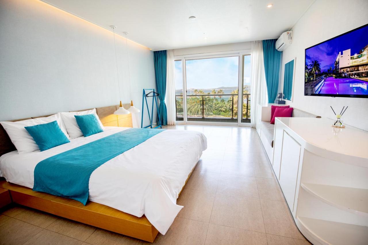 The Four Grace Resort Seogwipo Bagian luar foto